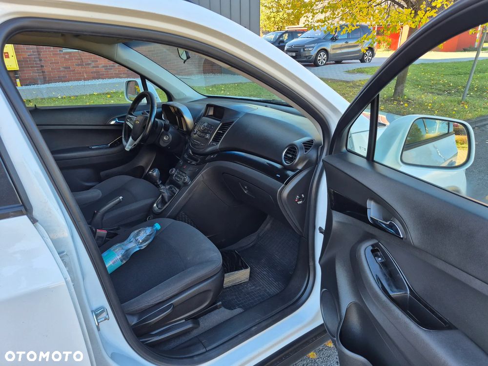 Chevrolet Orlando 2011 photo 5