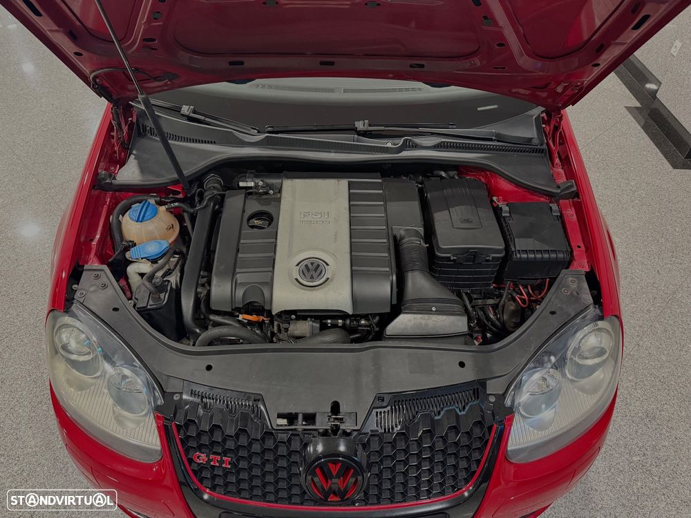 VW Golf 2.0 GTI - 10