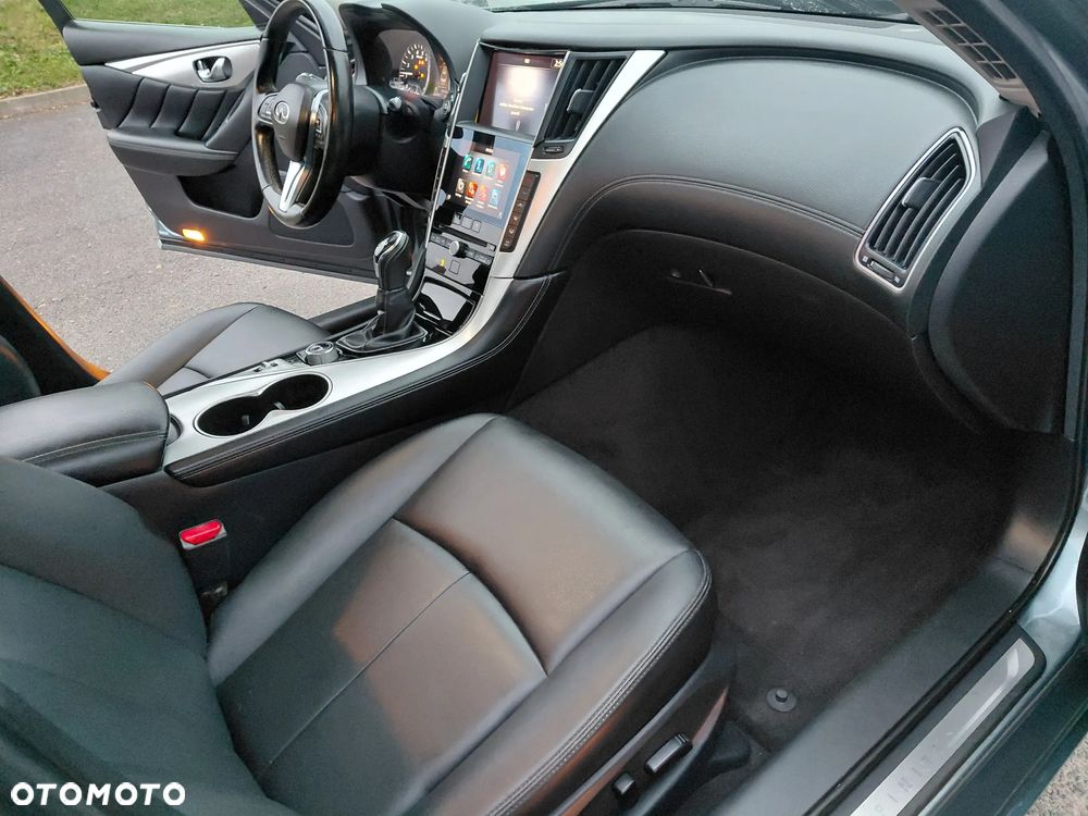 Infiniti Q50 - 16