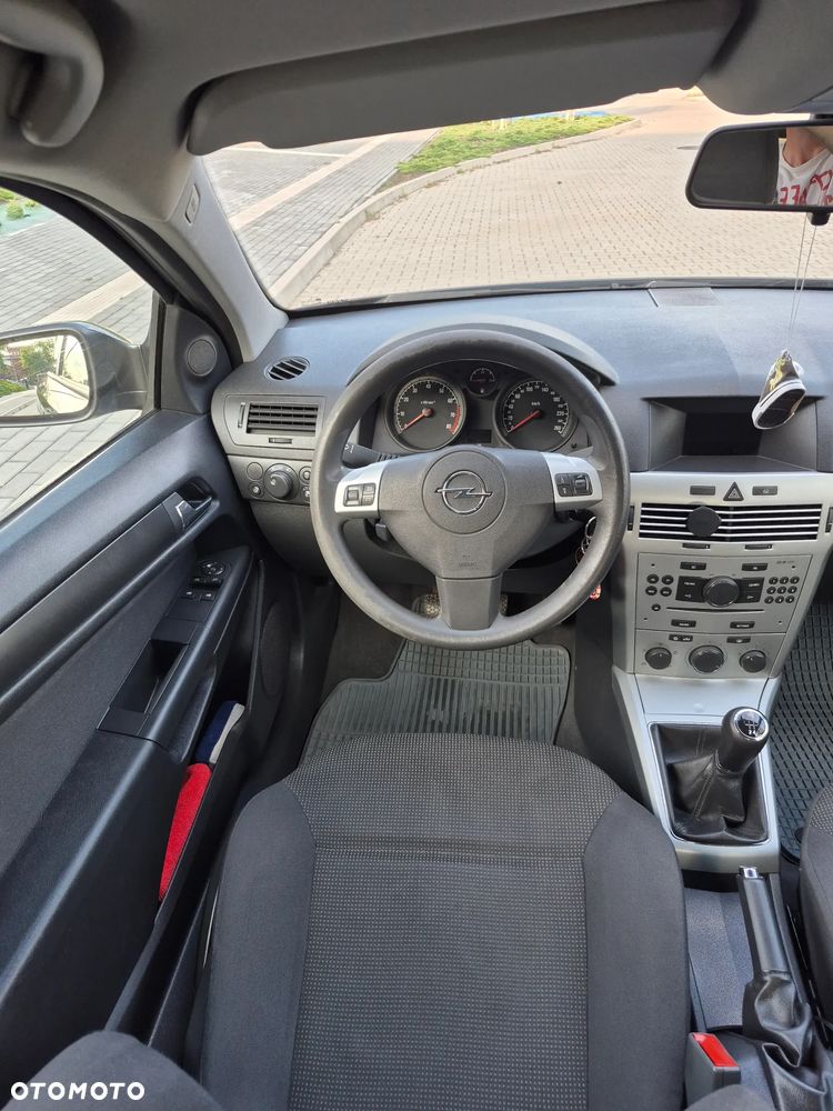 Opel Astra 1.4 111 - 18