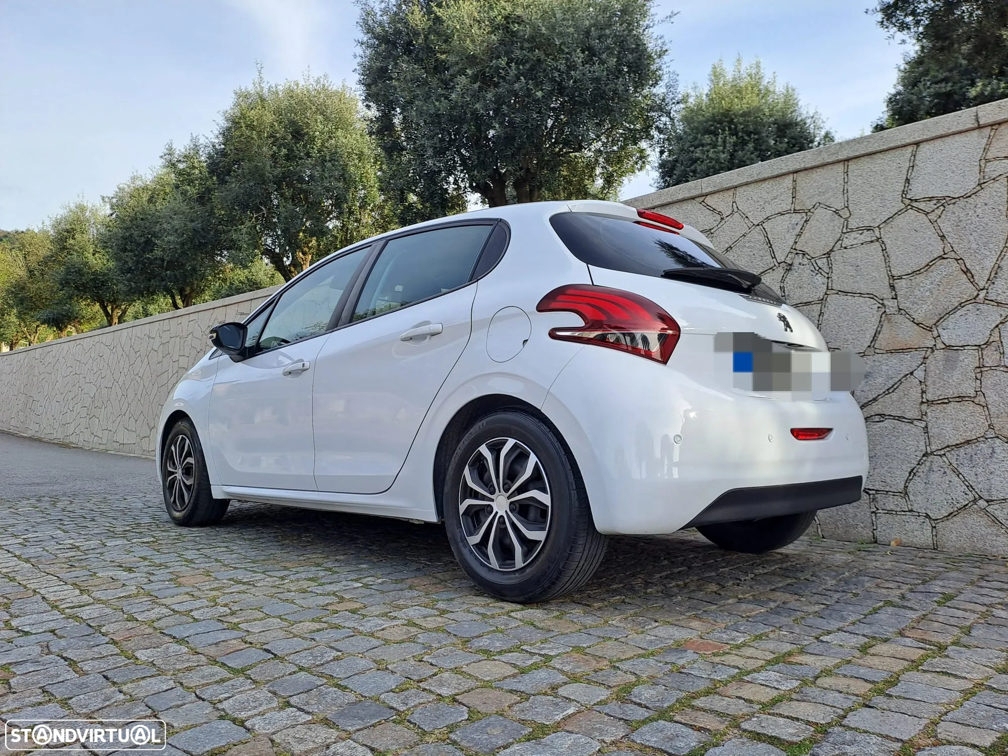 Peugeot 208 PureTech 68 Like - 3