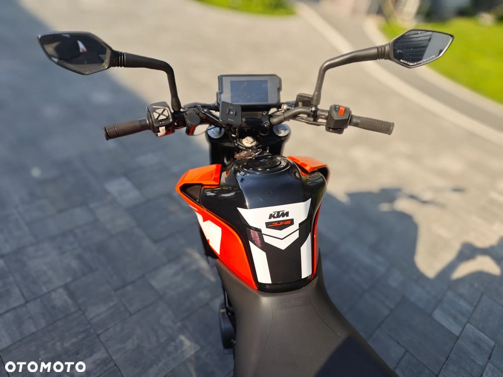 KTM Duke 125 - 14