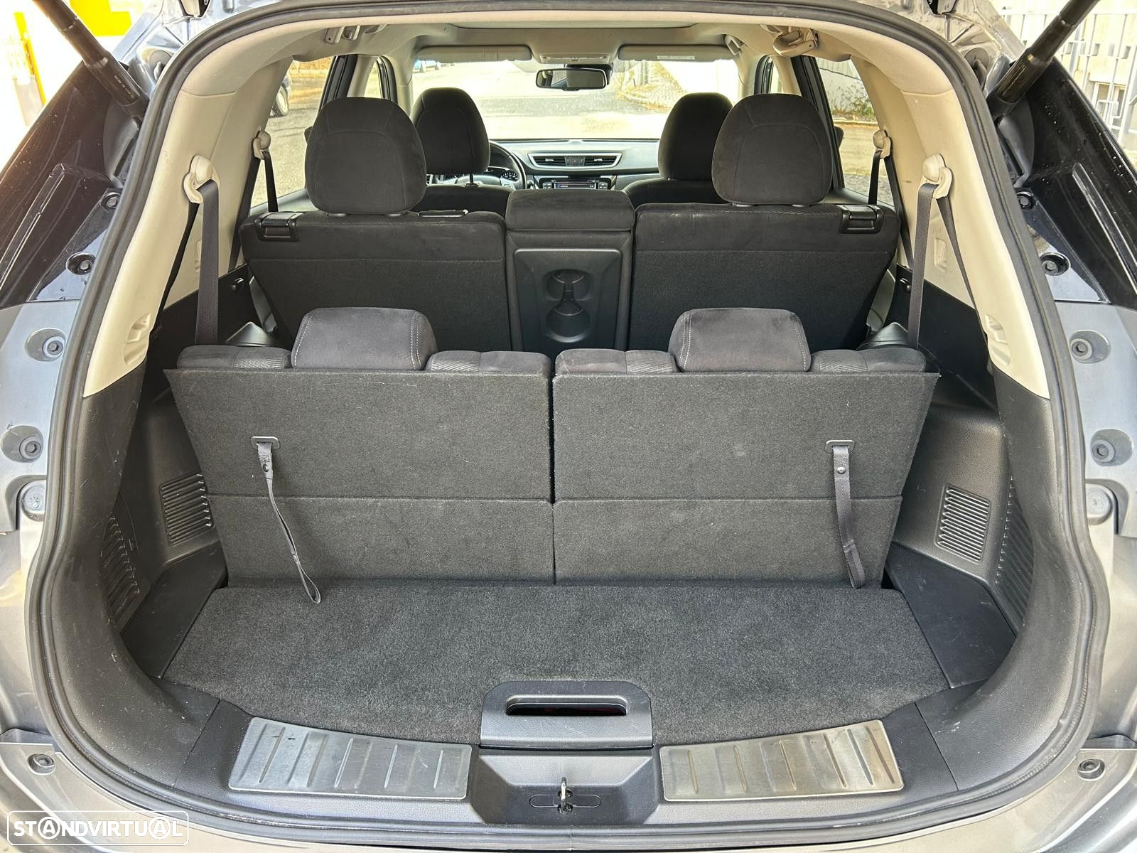 Nissan X-Trail 1.6 dCi N-Connecta - 14
