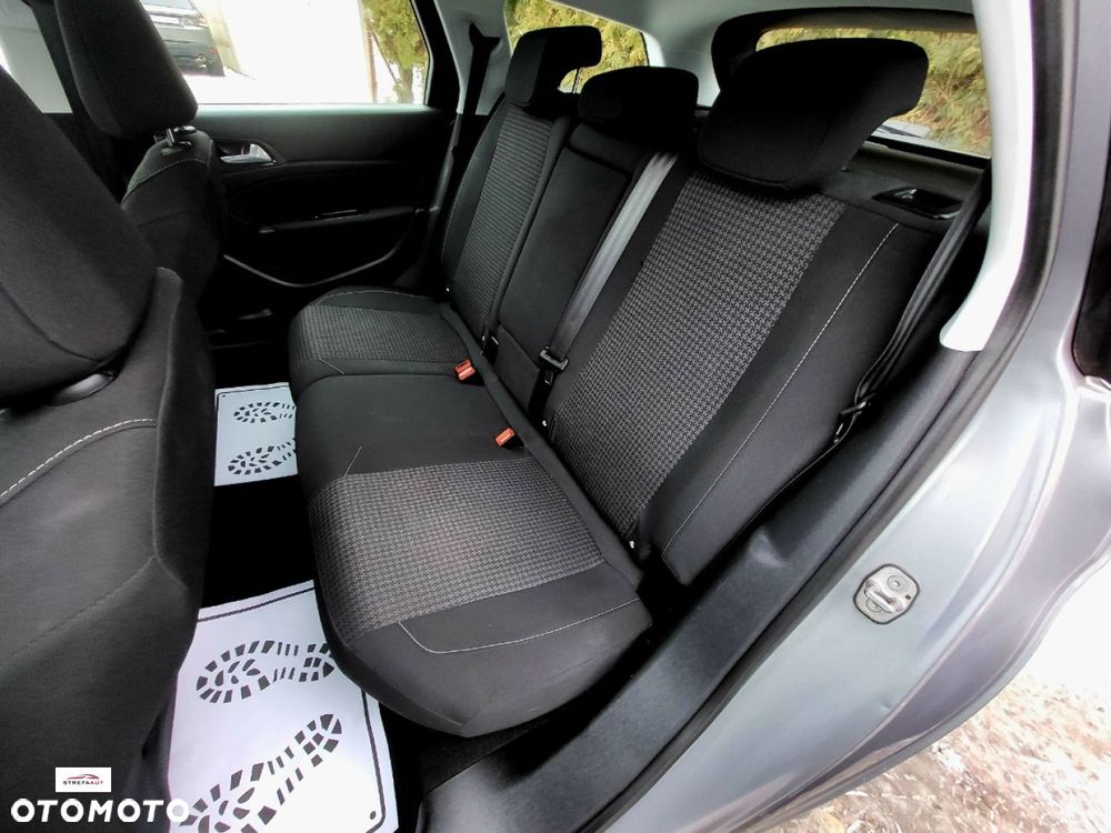 Peugeot 308 - 6