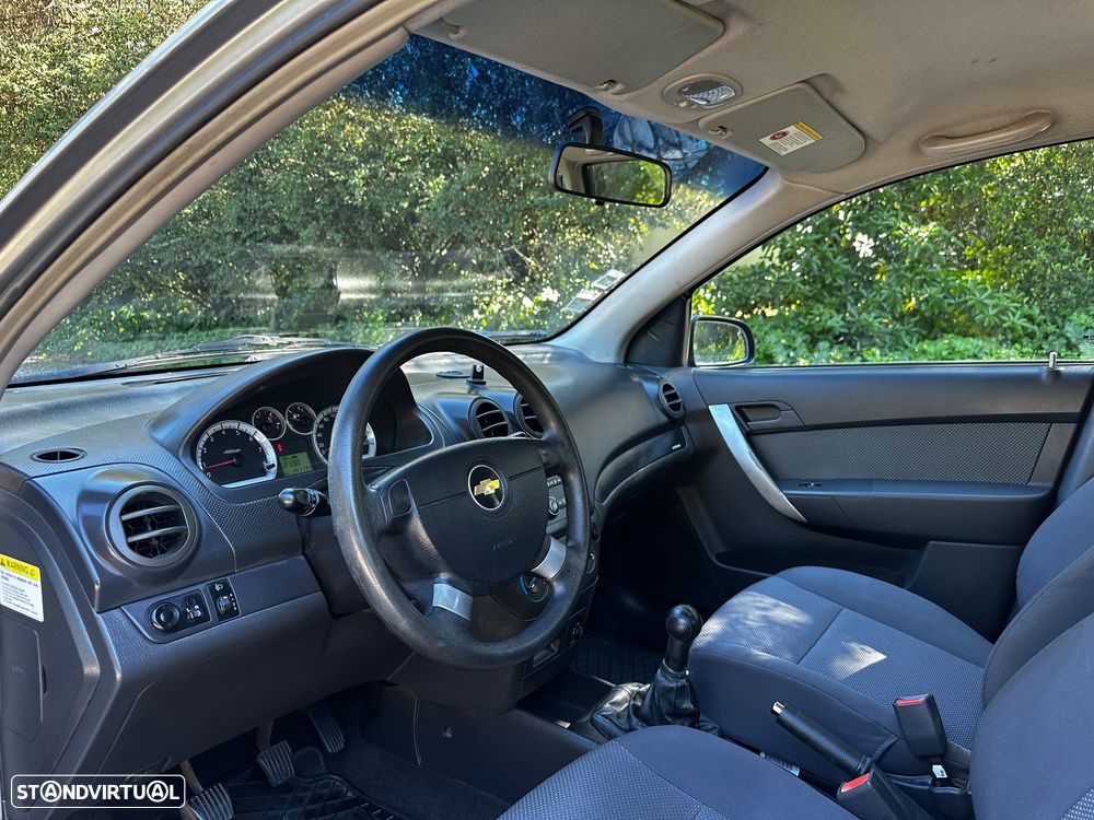 Chevrolet Aveo 1.2 LS - 10