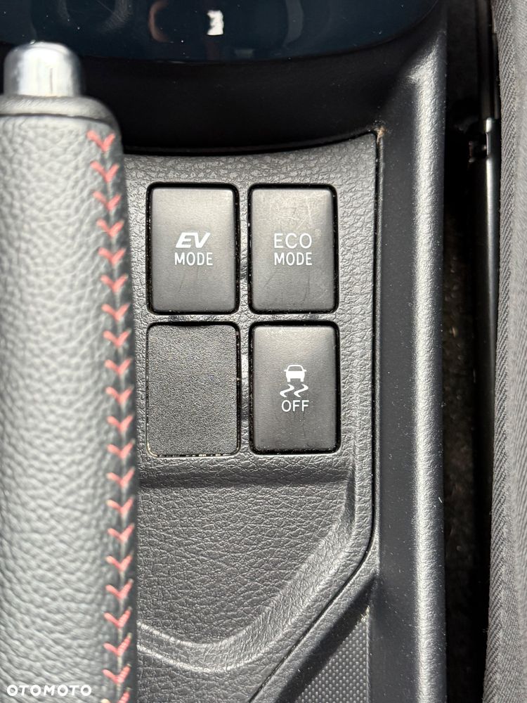 Toyota Yaris - 22
