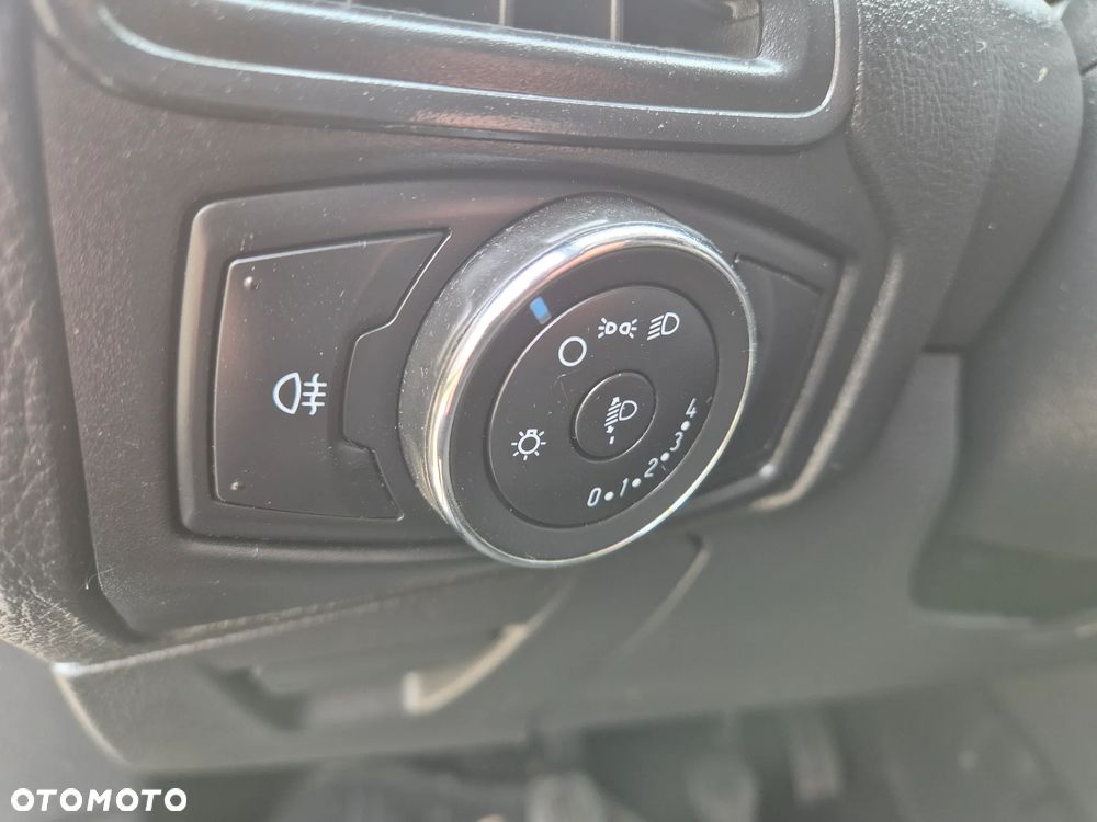Ford Focus - 10