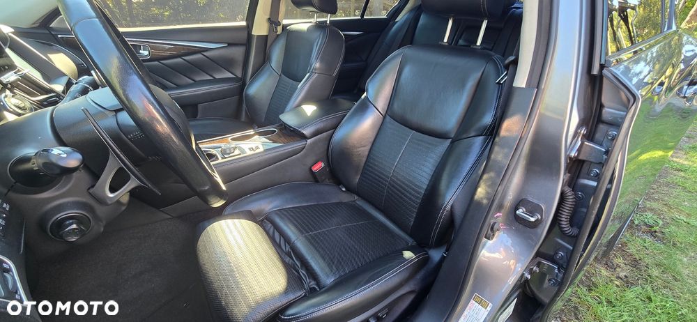 Infiniti Q50 Q50S 3.0t Sport Tech - 15