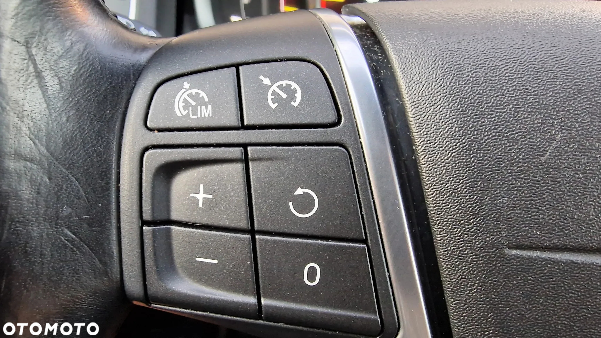 Volvo V60 D4 Drive-E Summum - 32