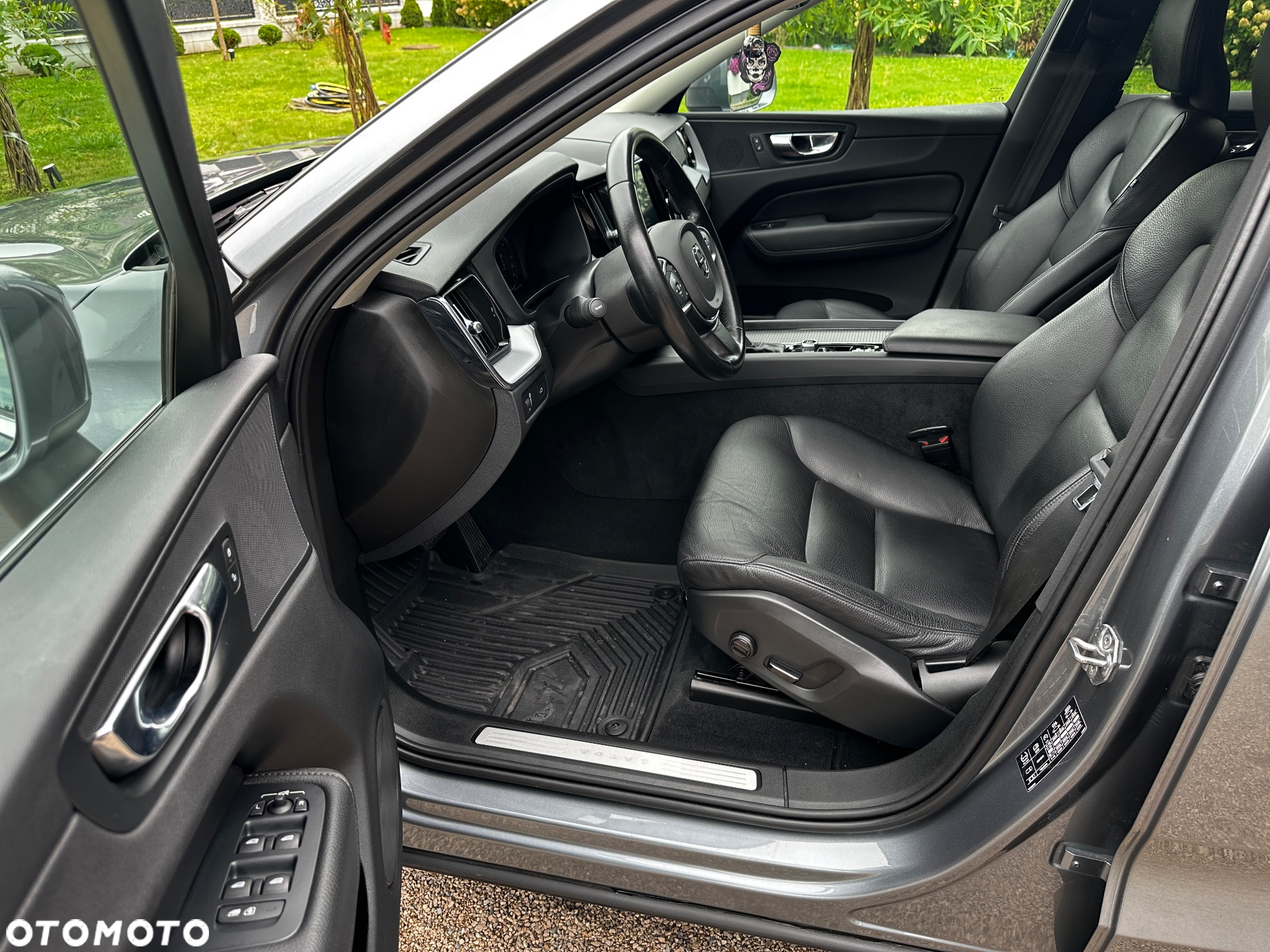 Volvo XC 60 D4 Geartronic Momentum - 22
