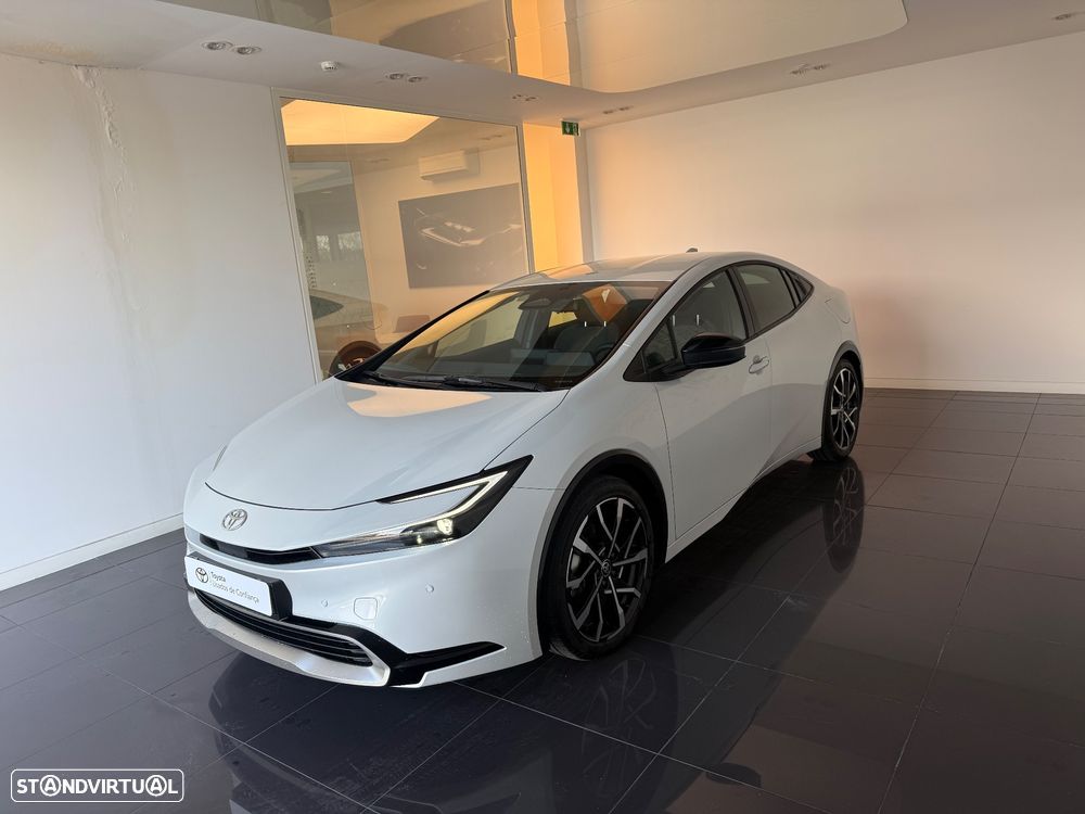 Toyota Prius 2.0 Plug-in Premium - 4