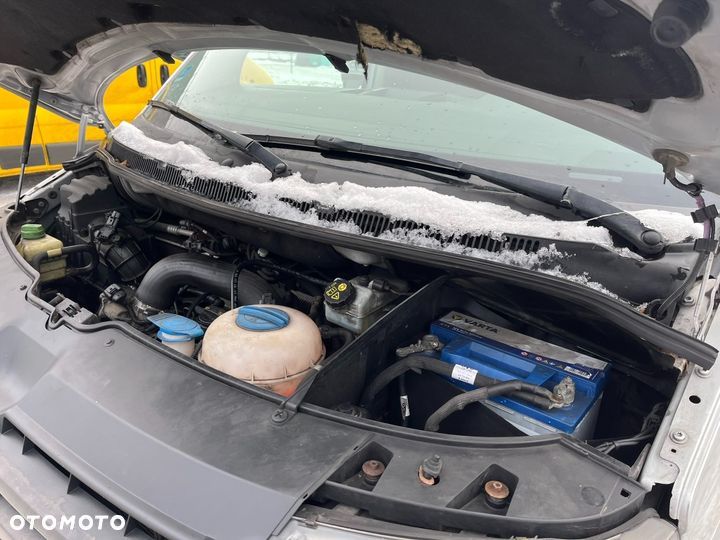 Volkswagen Transporter - 7