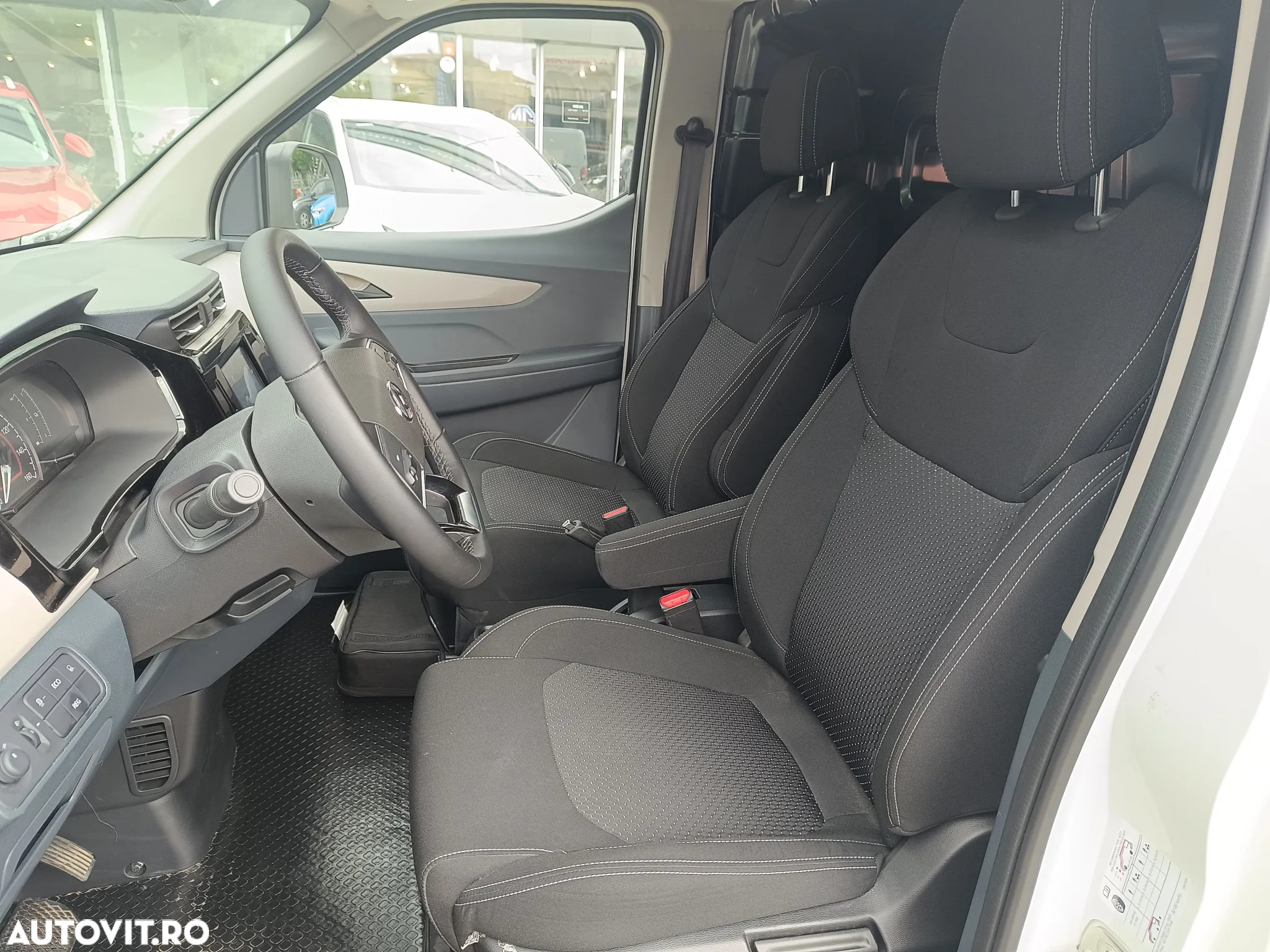 Maxus eDeliver 5 - 14
