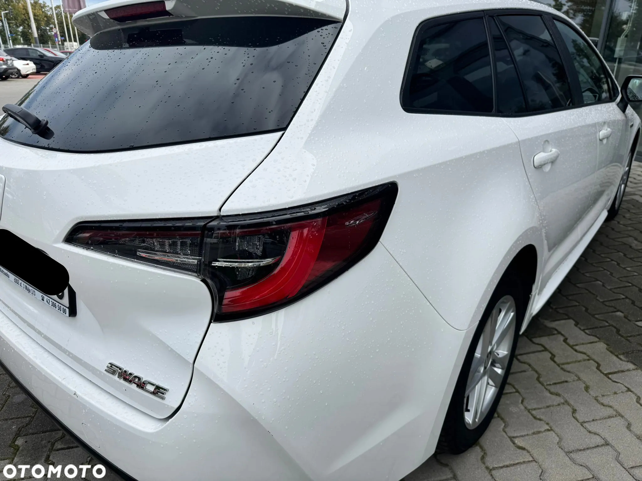 Suzuki Swace 1.8 Hybrid Premium Plus CVT - 8