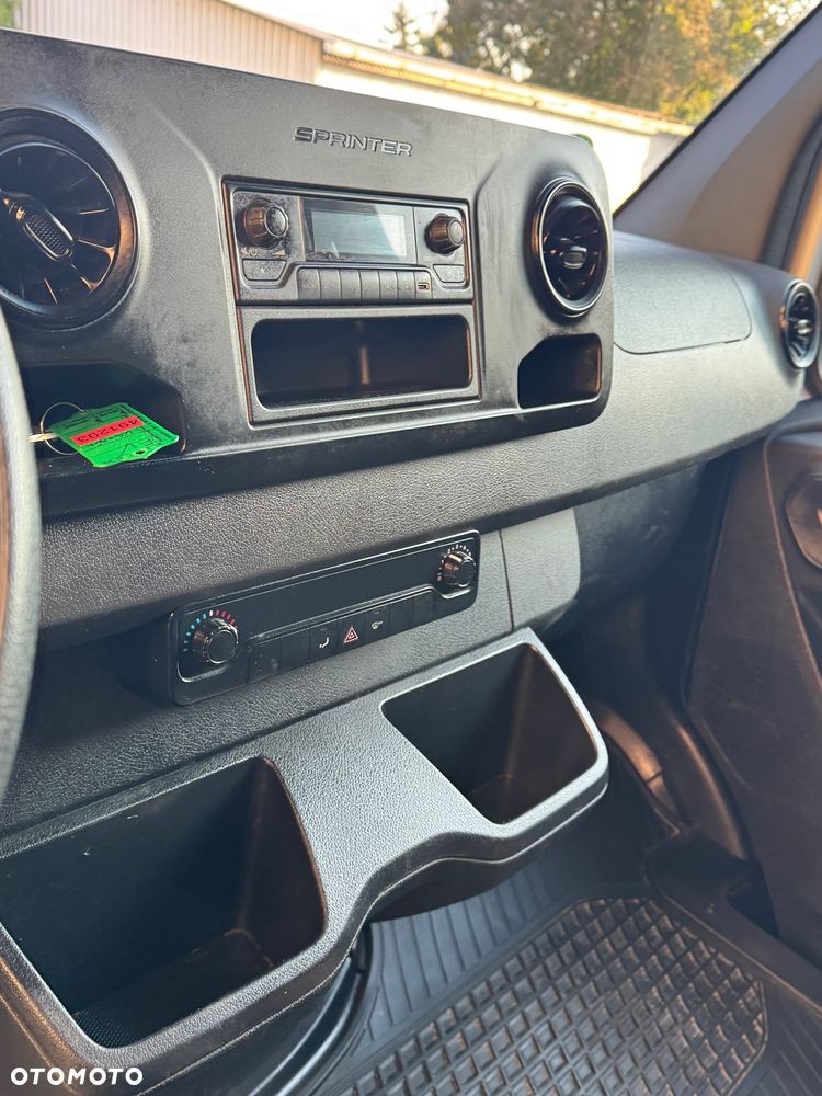 Mercedes-Benz Sprinter e - 9