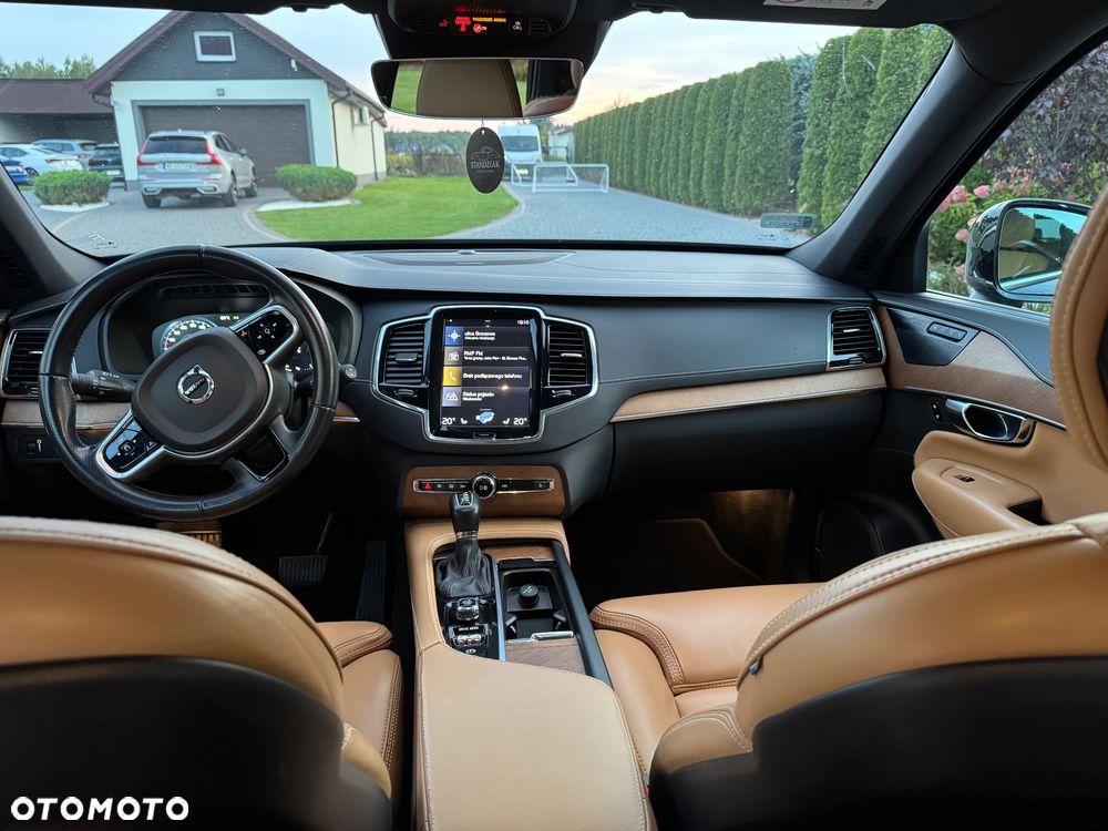 Volvo XC 90 D5 AWD Inscription 7os - 24
