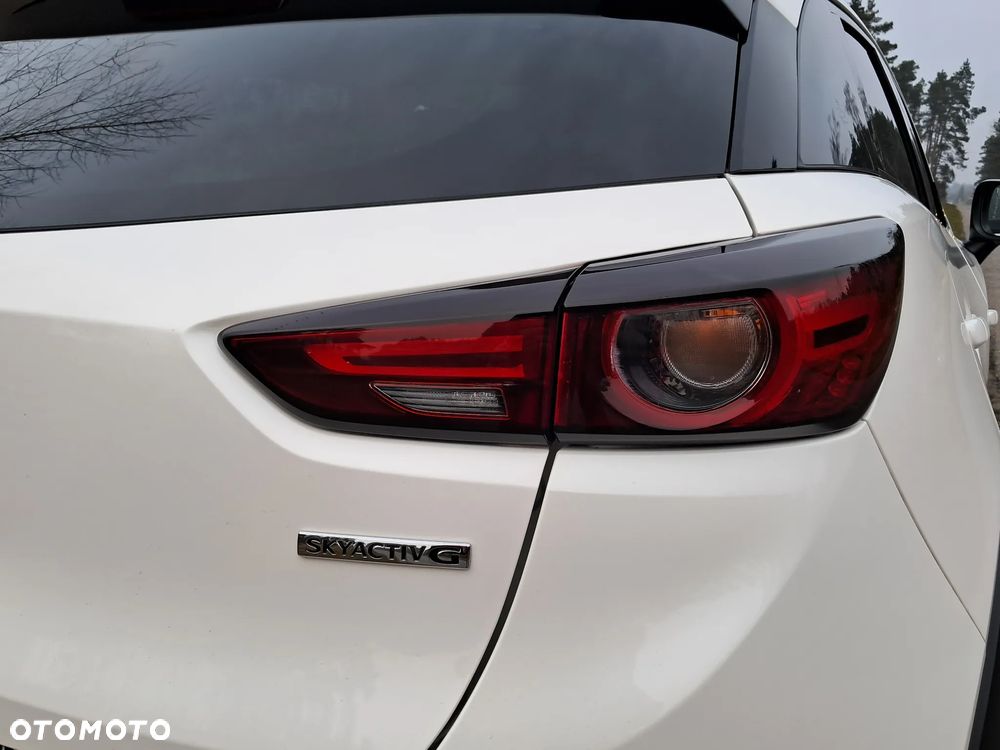 Mazda 3 e-SKYACTIV-G 122 M HYBRID EXCLUSIVE-LINE - 9