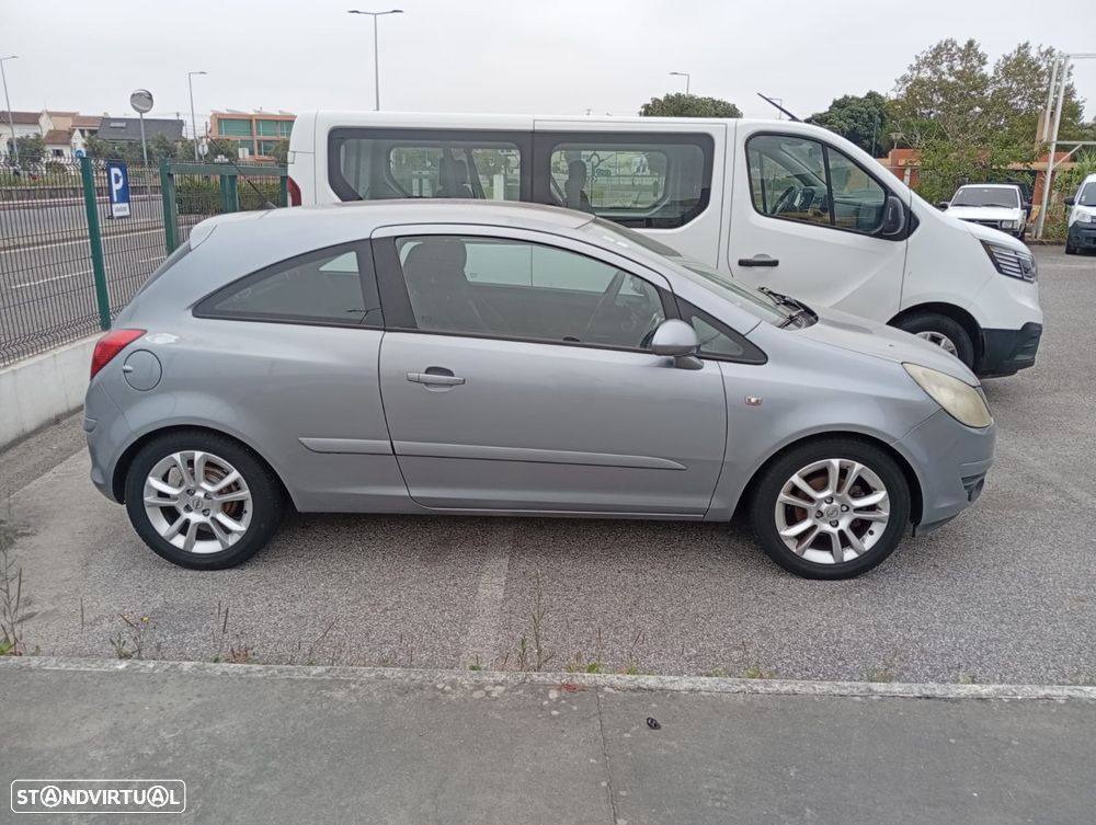 Opel Corsa 1.2 - 3