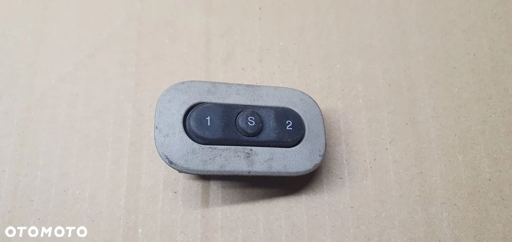 Przełącznik pamięci fotela Jeep Commander X35005600PJ - 1