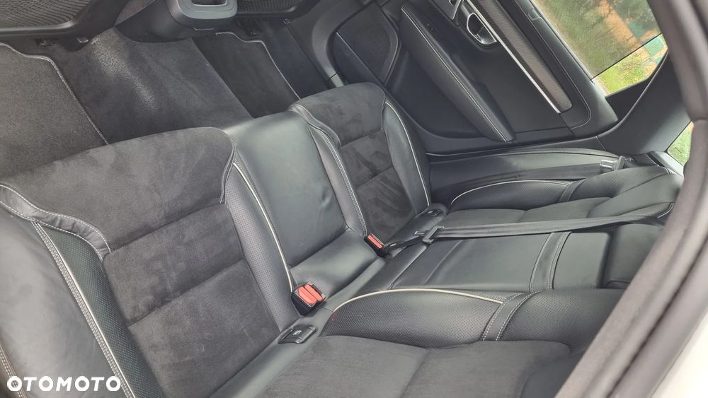Volvo S90 T5 R-Design - 15