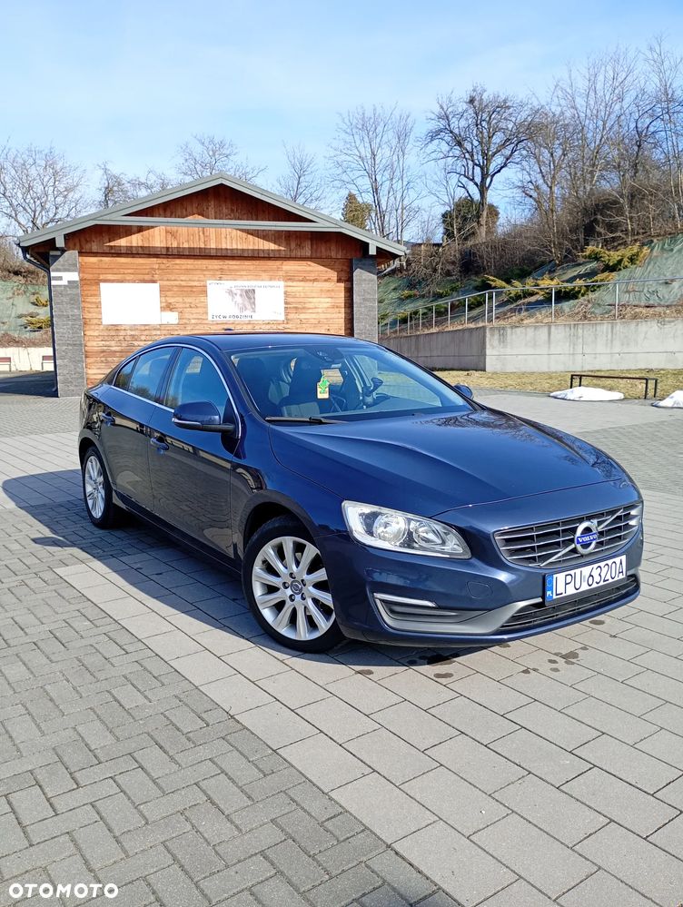 Volvo S60 D4 Drive-E Momentum - 1
