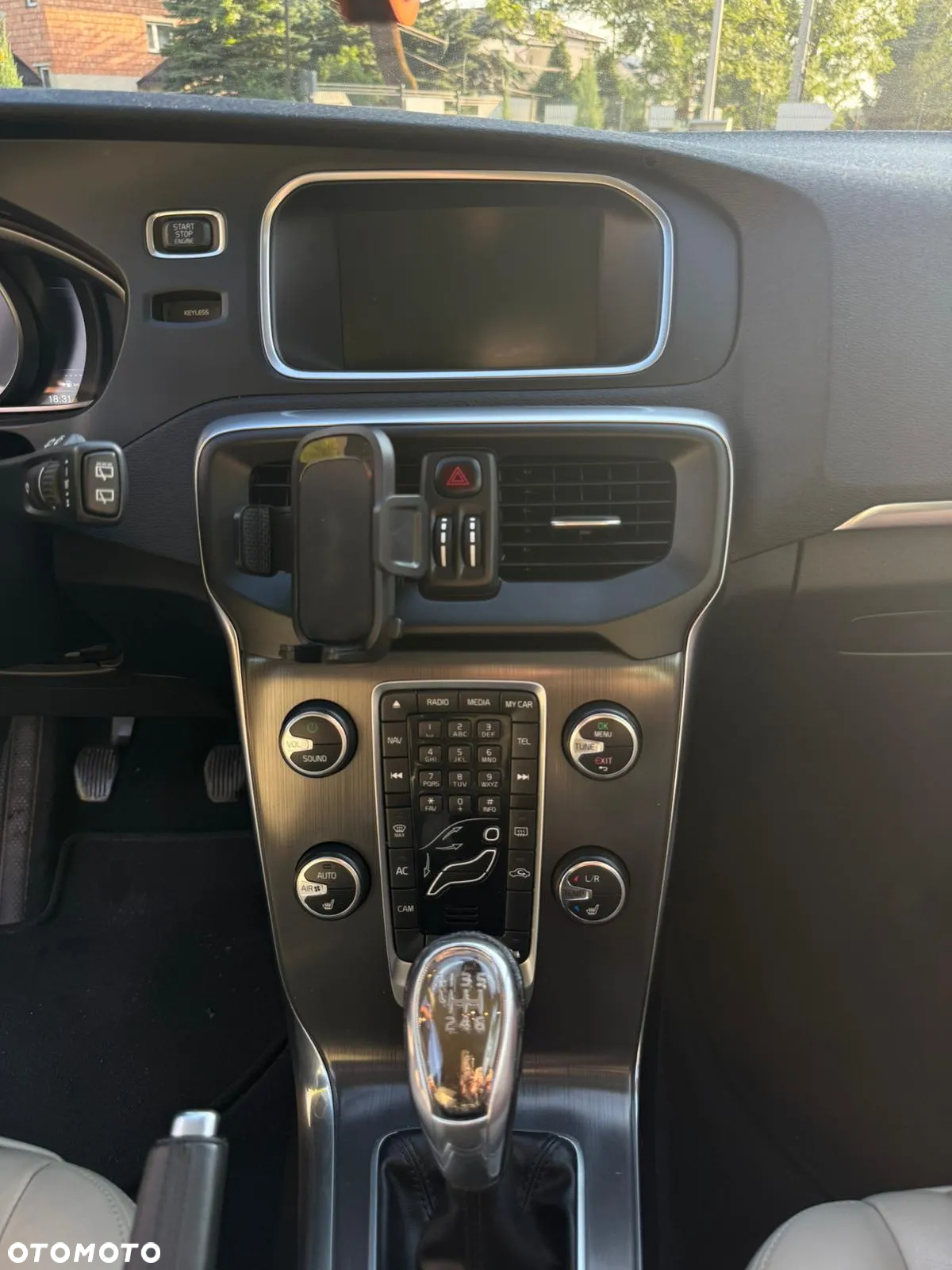 Volvo V40 D2 Summum - 21