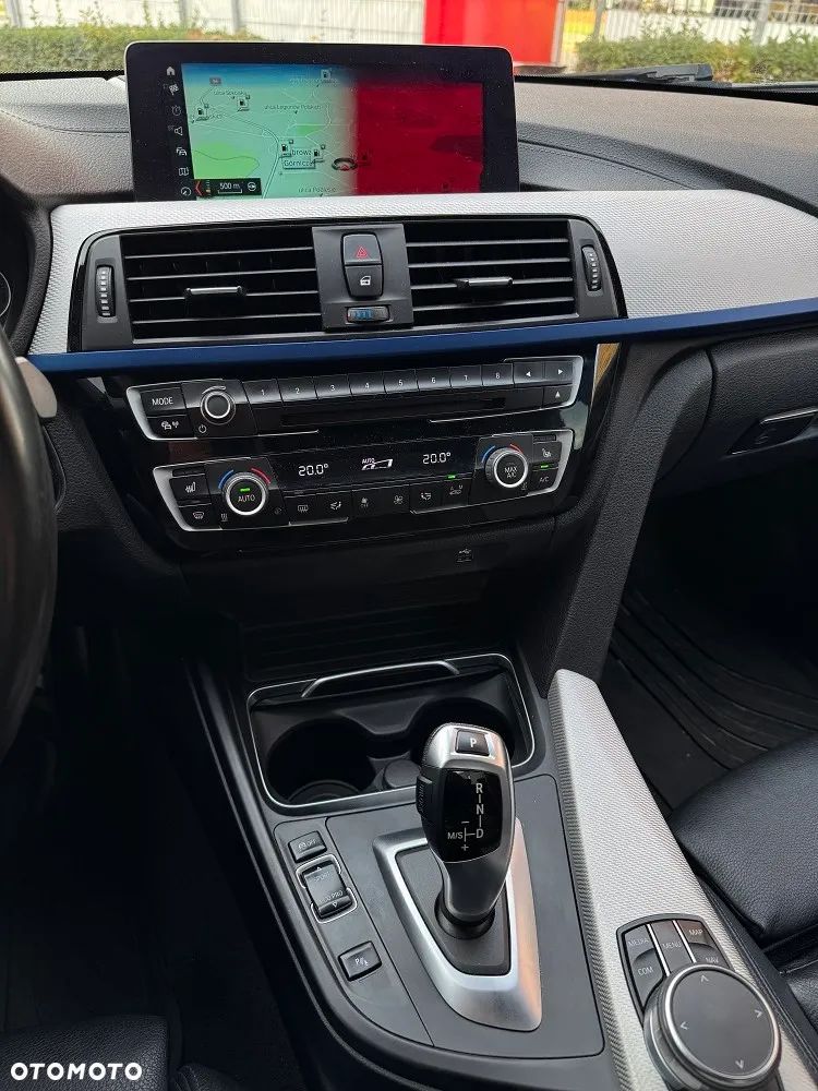 BMW Seria 3 318i M Sport Shadow - 17