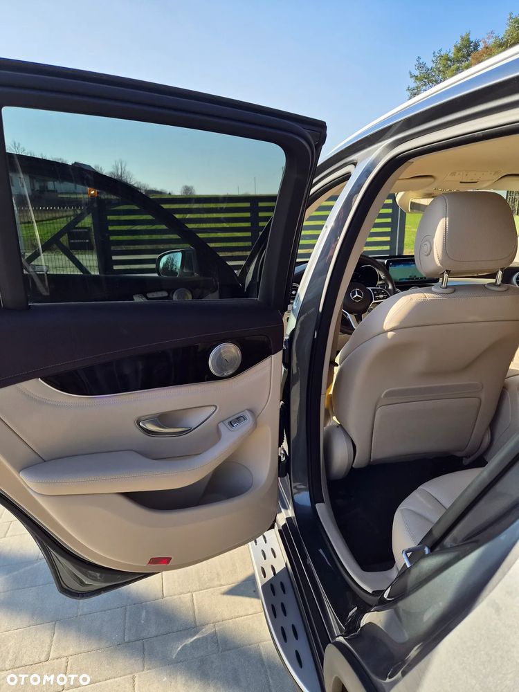 Mercedes-Benz GLC 220 d - 26