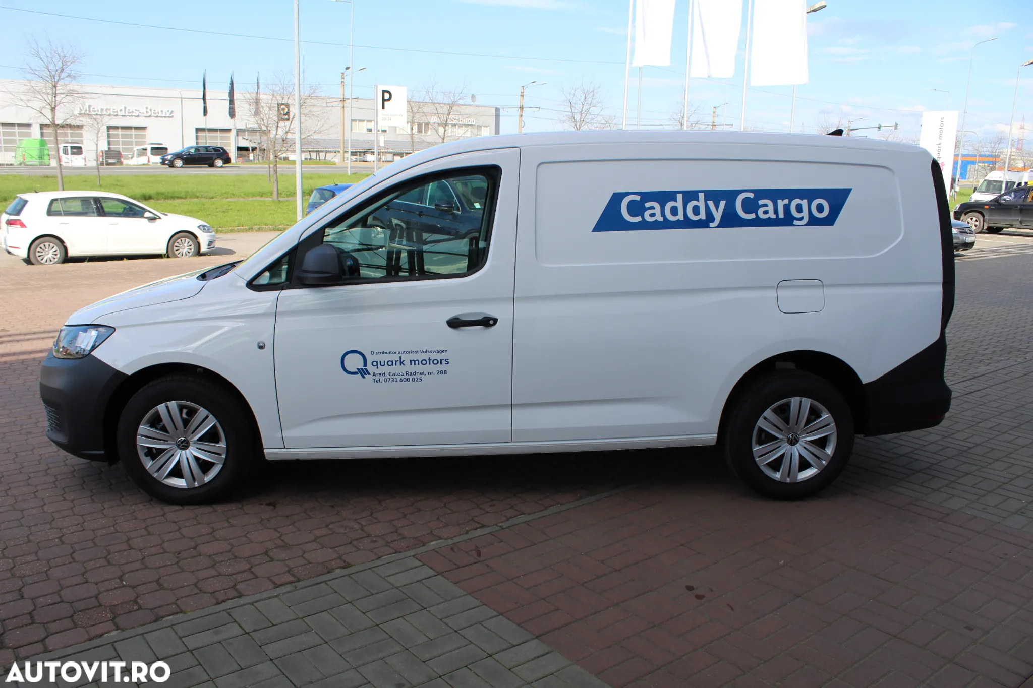 Volkswagen Caddy Maxi Cargo 2.0 TDI 75 102 CP - 8