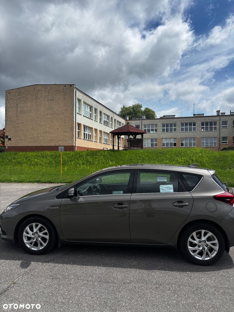 Toyota Auris - 4