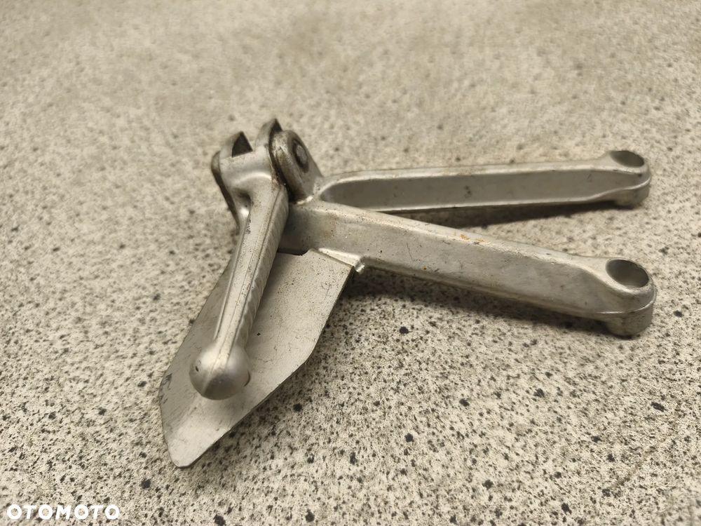 Set, podnożek Ducati 749 999 - 3