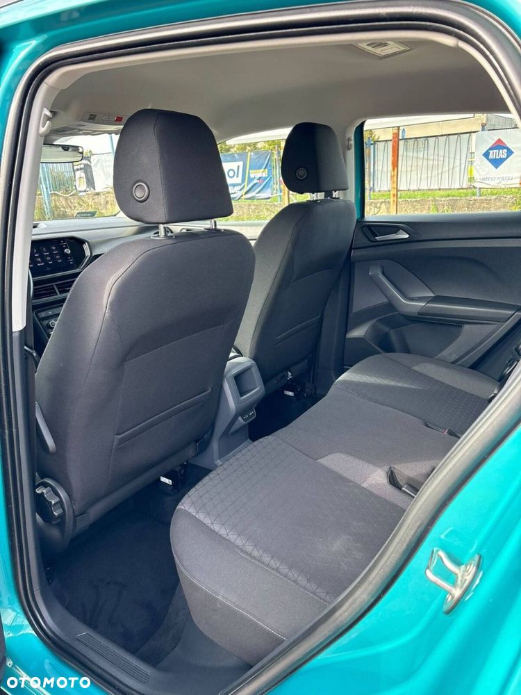 Volkswagen T-Cross - 25