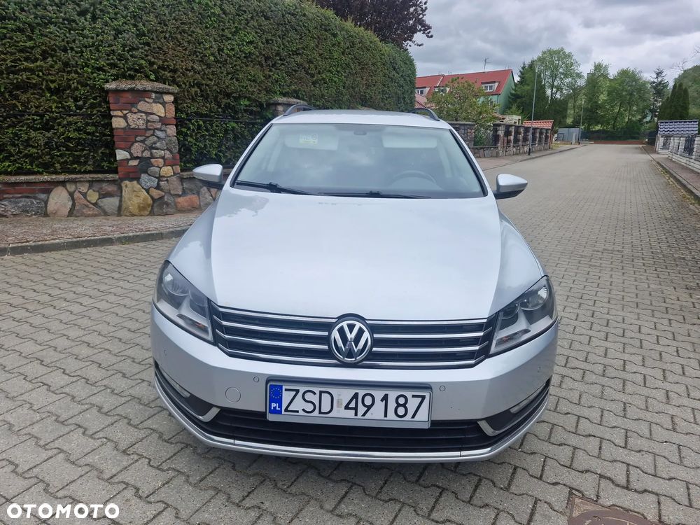 Volkswagen Passat 2.0 TDI DPF BlueMotion Technology Trendline - 10