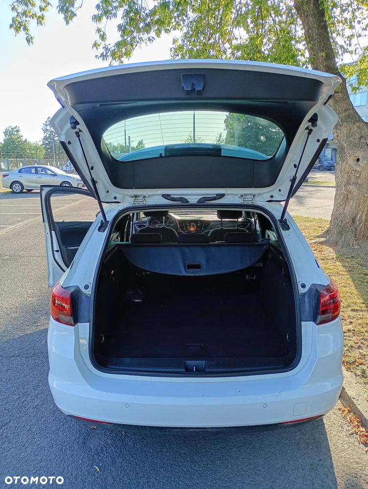 Opel Astra 1.6 CDTI Elite S&S - 22