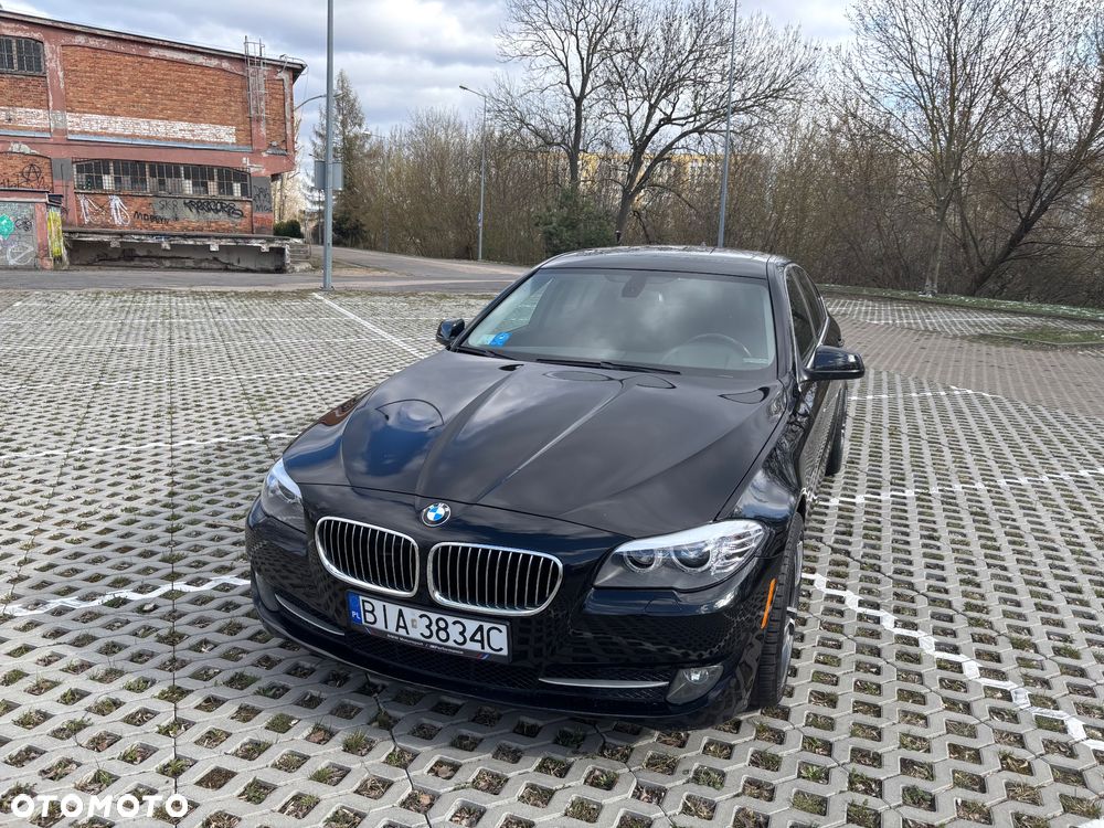 BMW Seria 5 528i - 4