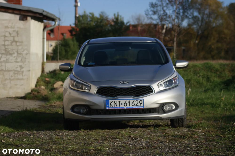 Kia Ceed - 3