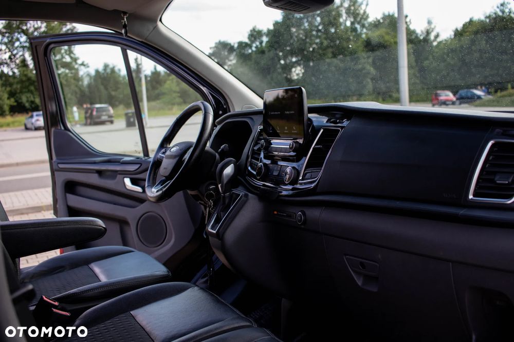 Ford Transit Custom - 11