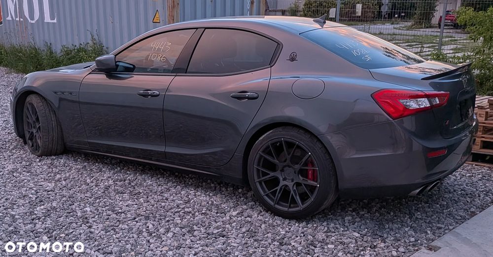 Maserati Ghibli - 11