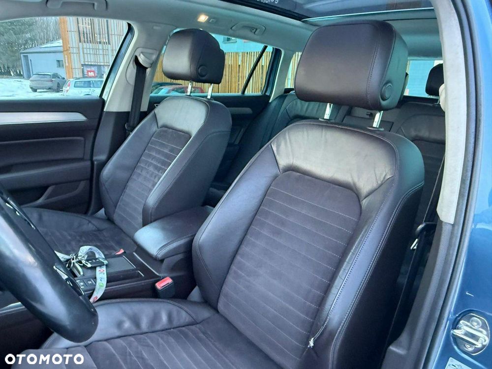 Volkswagen Passat - 22