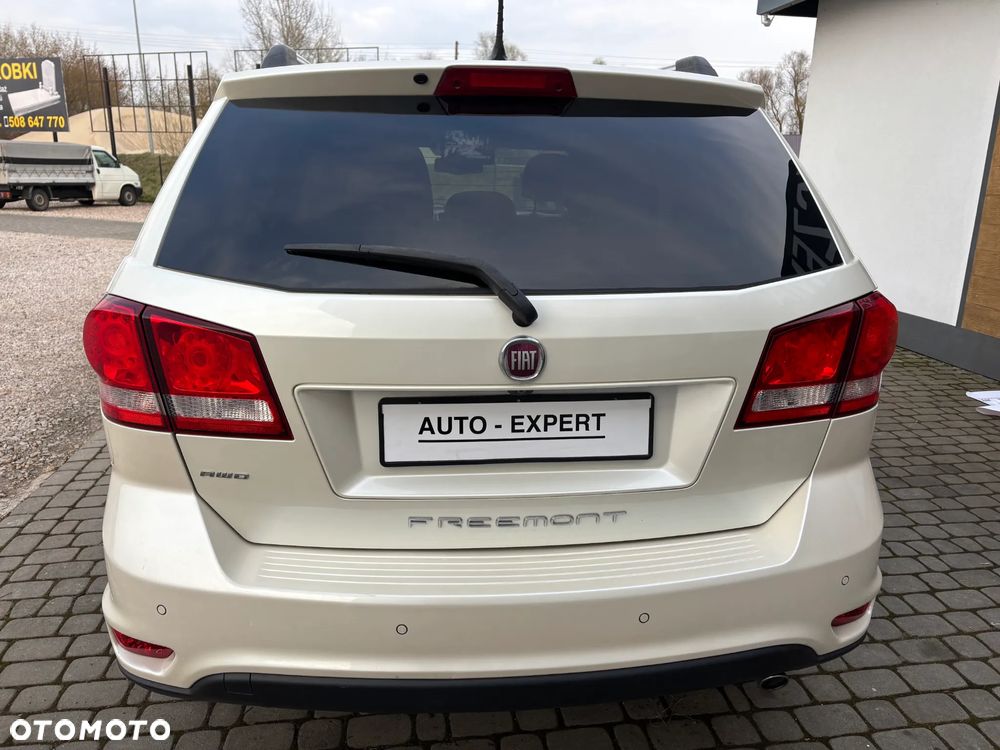 Fiat Freemont 2.0 Multijet 16V DPF Automatik Allrad Lounge - 5