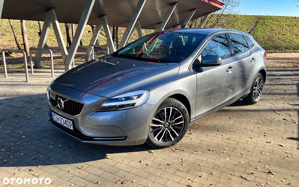 Volvo V40 D2 Inscription - 1