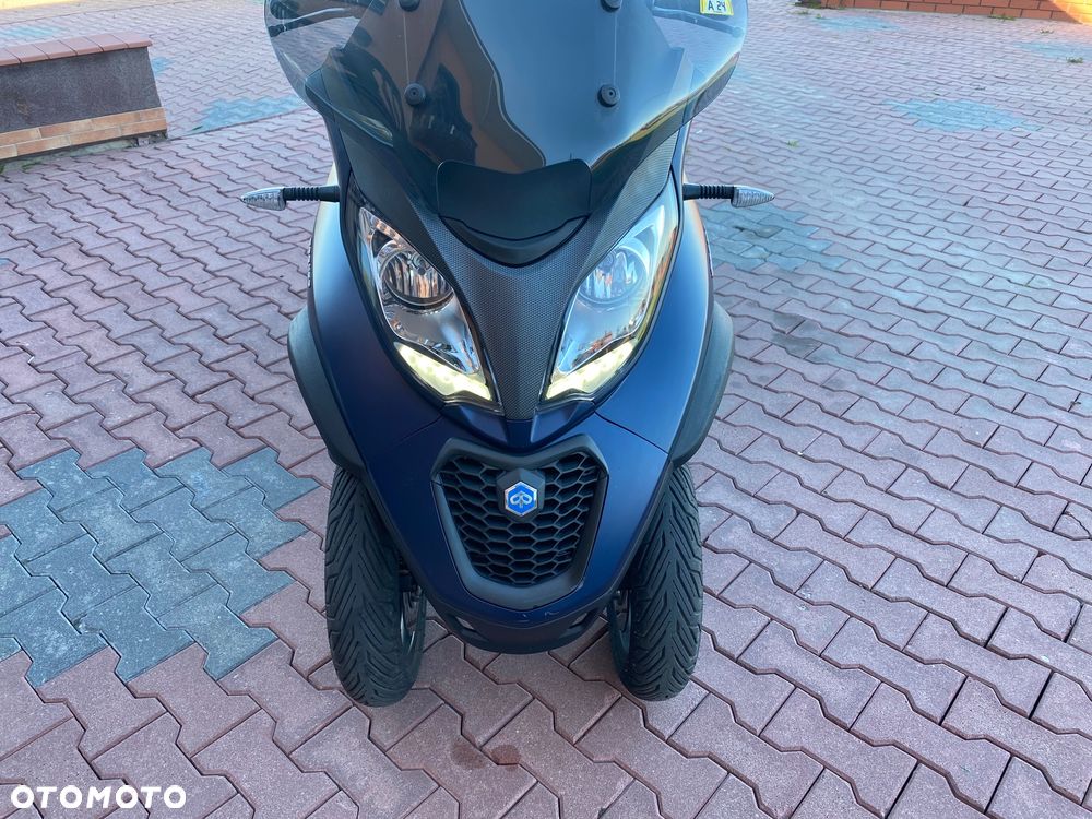 Piaggio MP-3 - 13