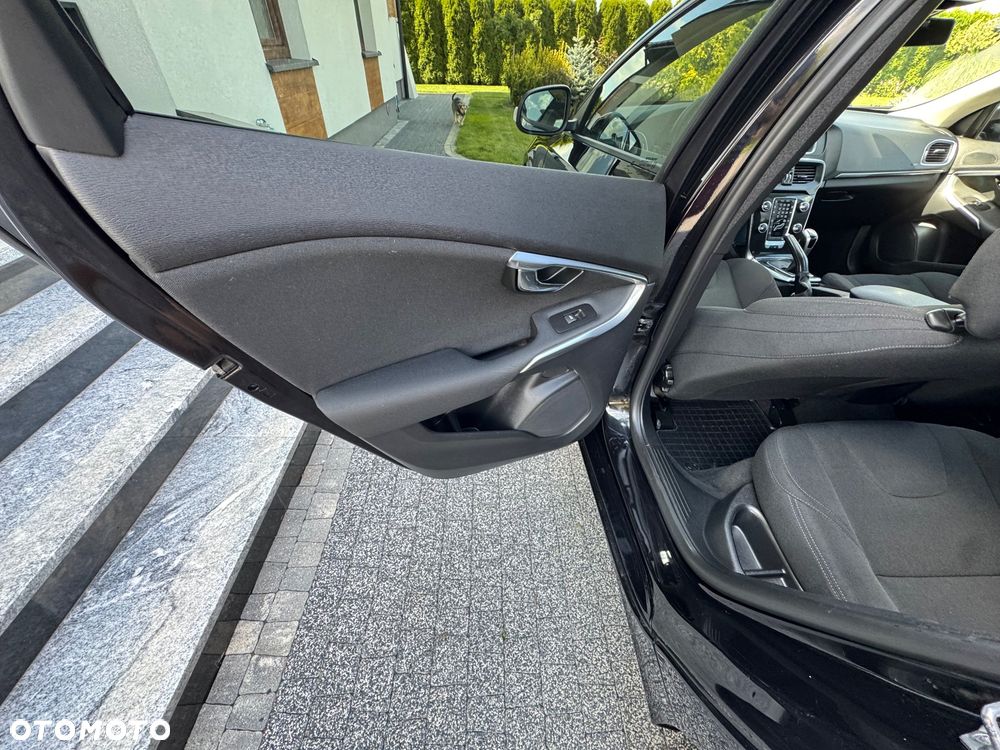 Volvo V40 D2 Drive-E Dynamic Edition - 18