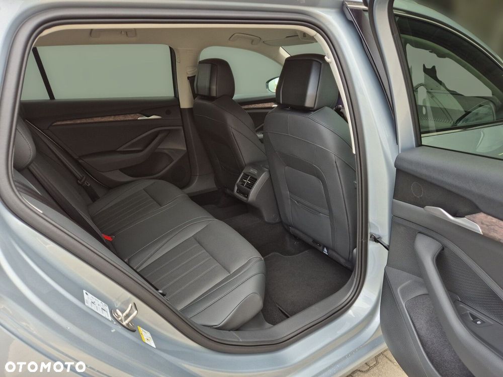 Skoda Superb 2.0 TSI L&K DSG - 16