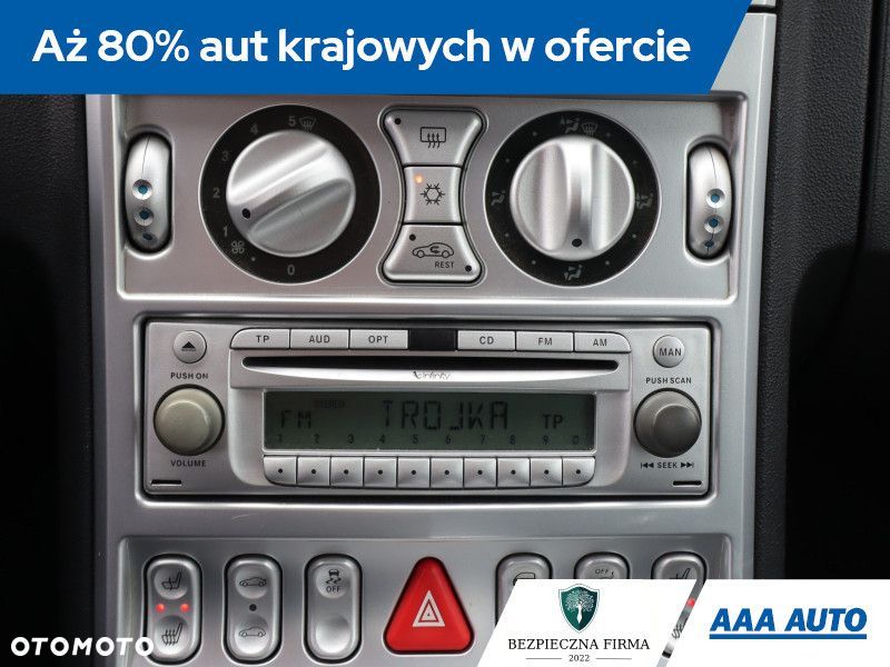 Chrysler Crossfire - 11