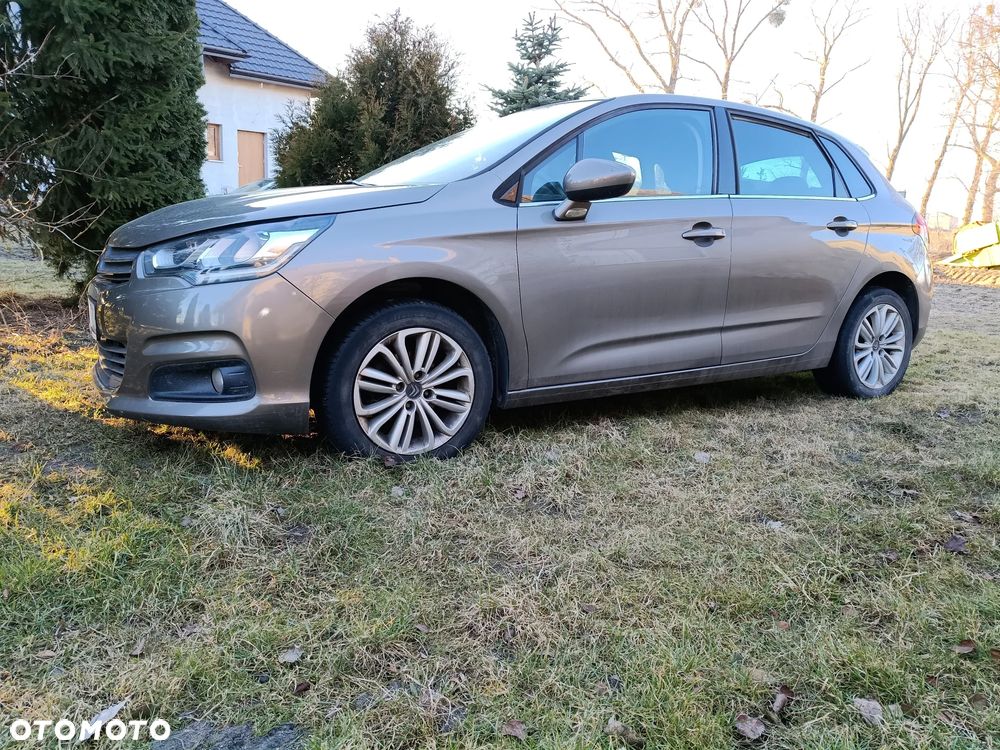 Citroën C4 PureTech 110 Selection - 1