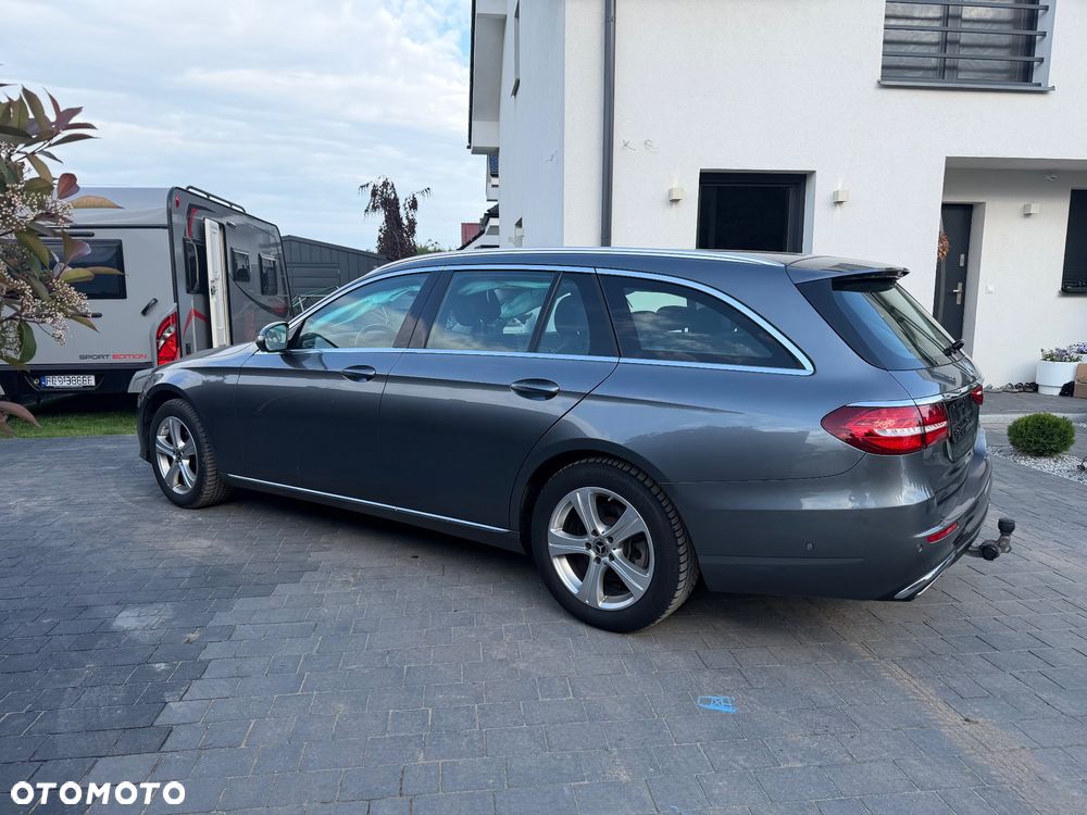 Mercedes-Benz Klasa E 250 9G-TRONIC Avantgarde - 2