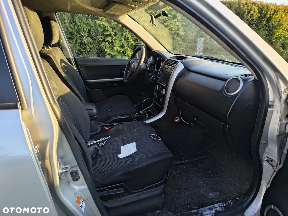 Suzuki Grand Vitara 1.9 DDiS - 9