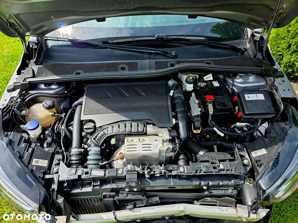 Opel Corsa 1.2 Direct Injection Turbo Start/Stop Ultimate - 10