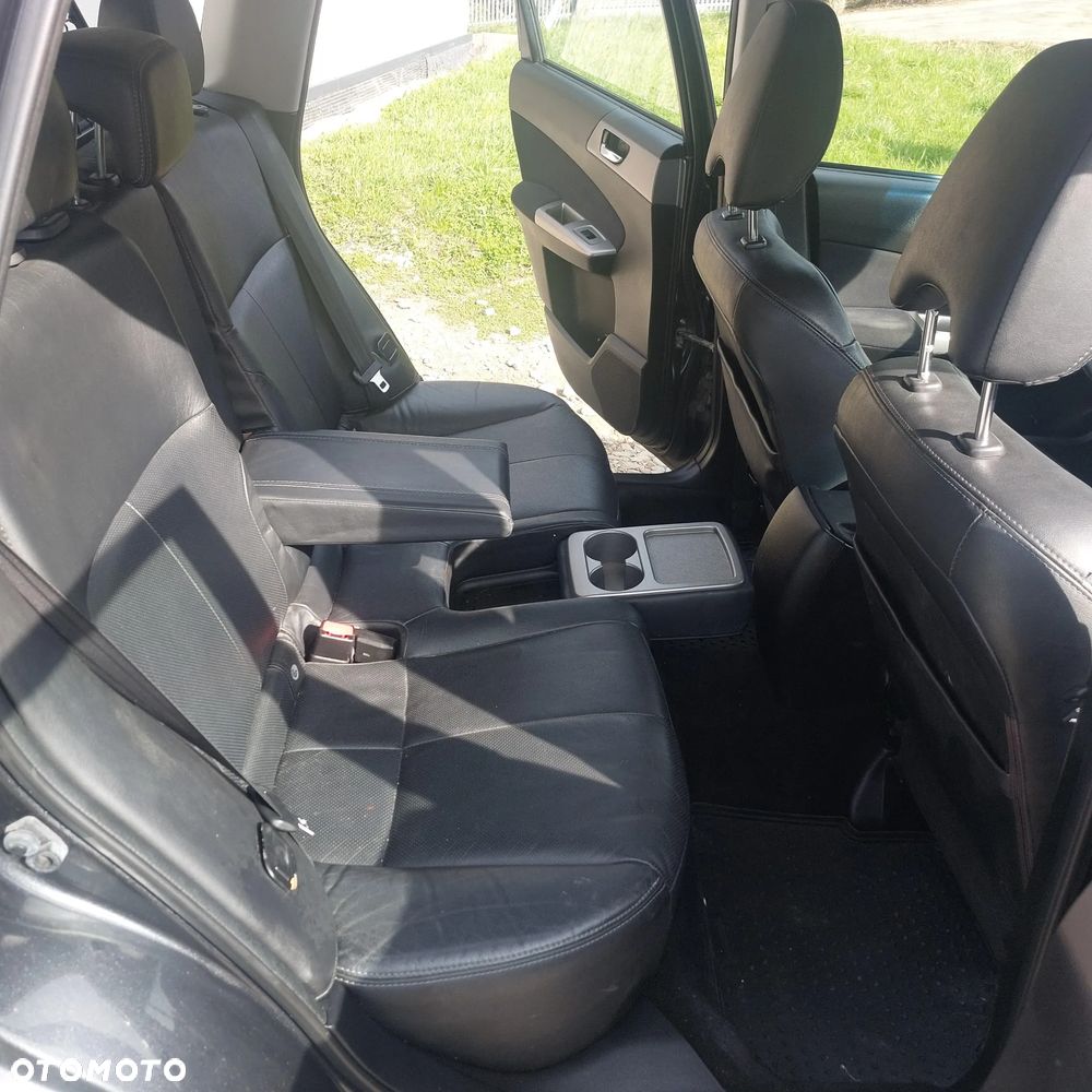 Subaru Forester 2.0D XE 000 Euro5 - 9